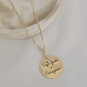 Colar Seja Forte Corajosa Zircônia