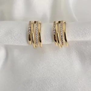 Brinco Meia Argola Zirconia