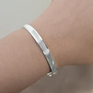 Bracelete Detalhado Orgânico