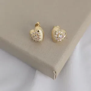 Brinco Delicado Coração Zircônia