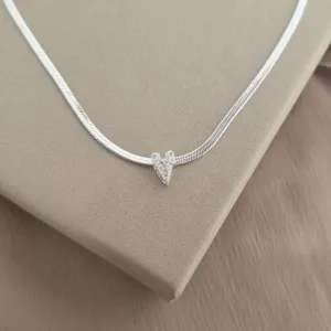 Choker Fita Coração de Zircônia