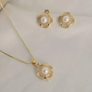 Conjunto Flor Perola e Zircônia