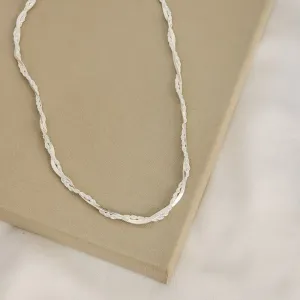 Choker Detalhada Trançada