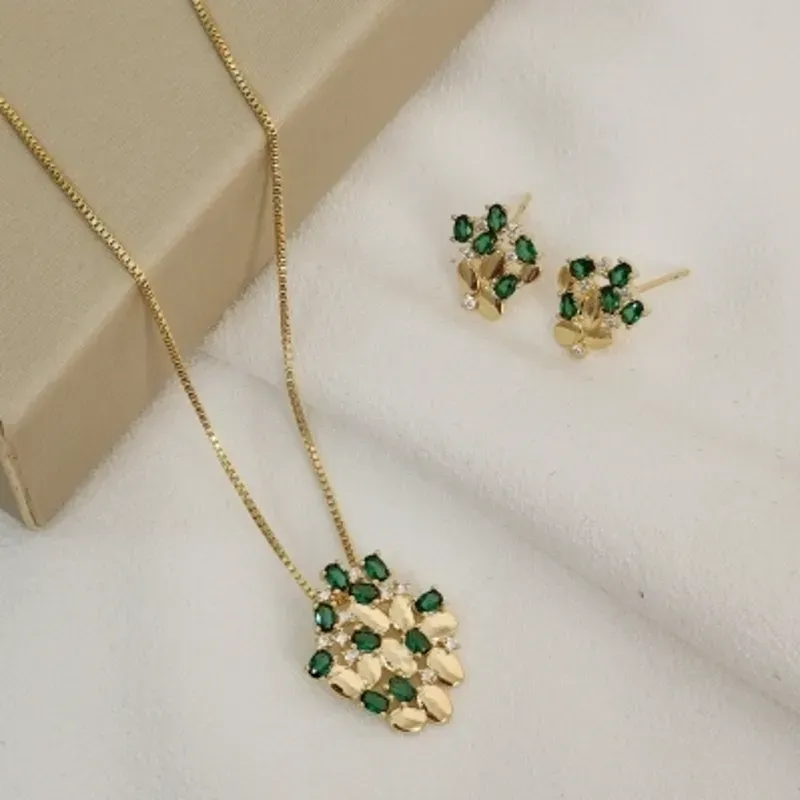 CONJUNTO COM ZIRCONIA