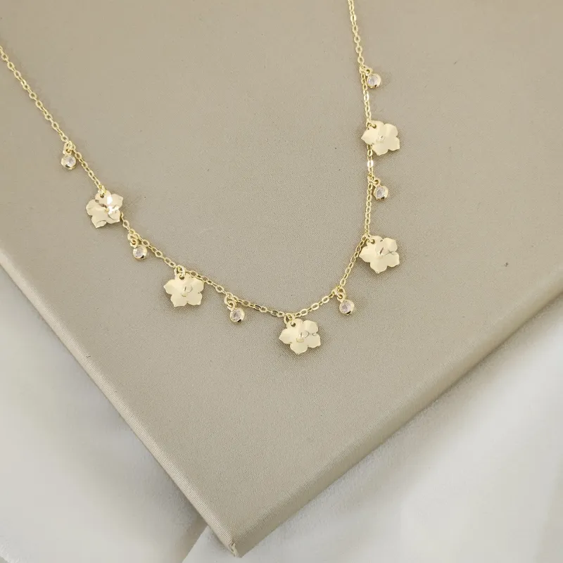Colar metal flor
