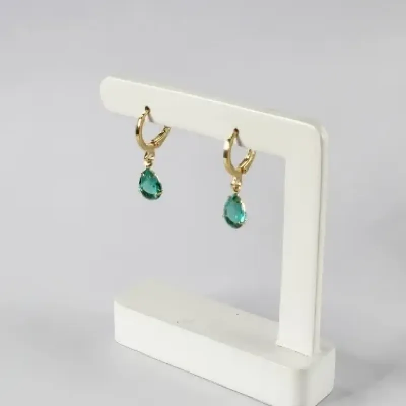 ARGOLA COM CRISTAIS CRISTAL