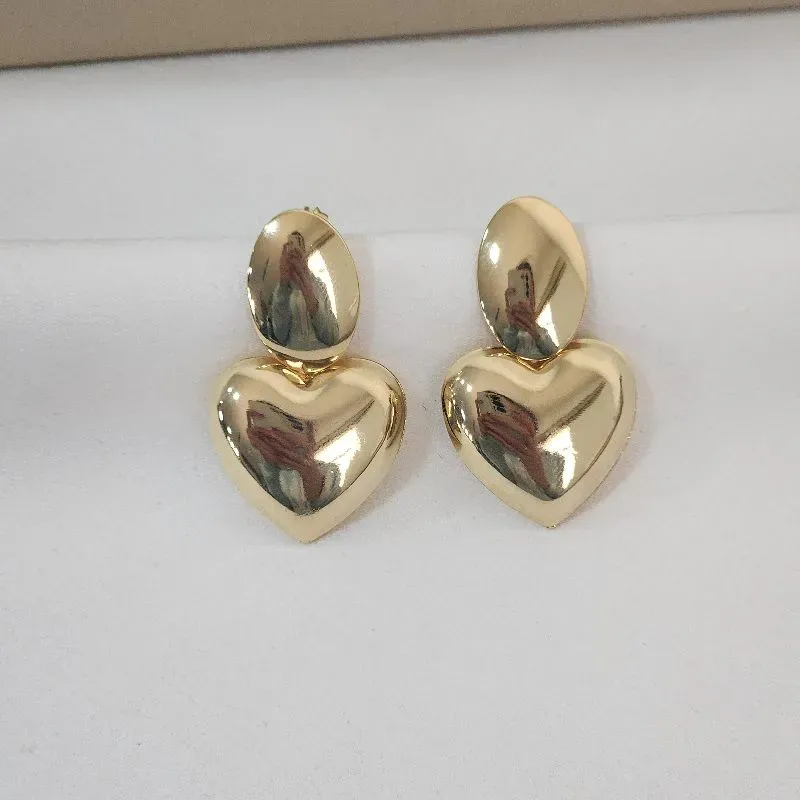 Brinco Coração Liso banhado Ouro 18k