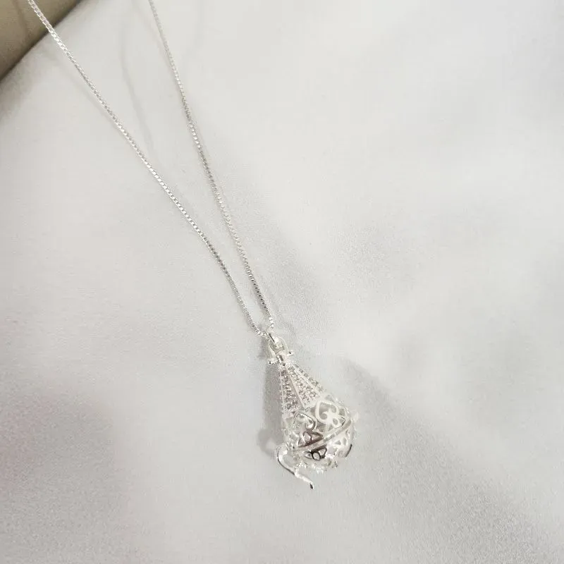 COLAR DIFUSOR BANHADO NO PRATA CRAVEJADO COM ZIRCÔNIA