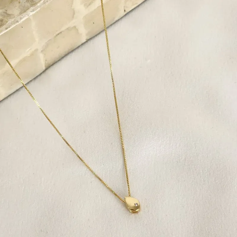 Colar Minimalista Delicado Gota Pequena banhado Ouro 18k