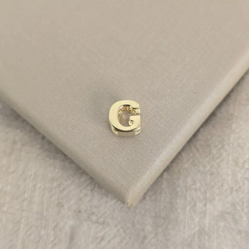 Pingente Letra G banhado ouro 18k