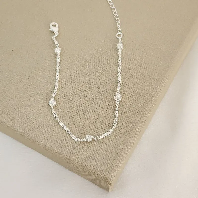 Pulseira Bolinhas Pequenas Delicadas