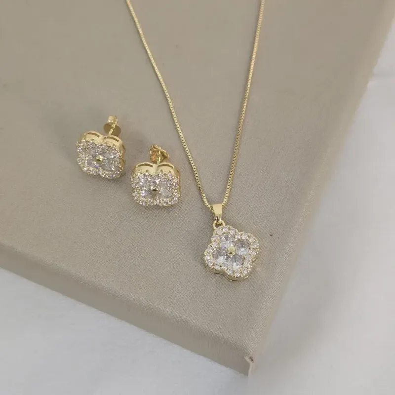 Conjunto Van Cliff  Zirconia