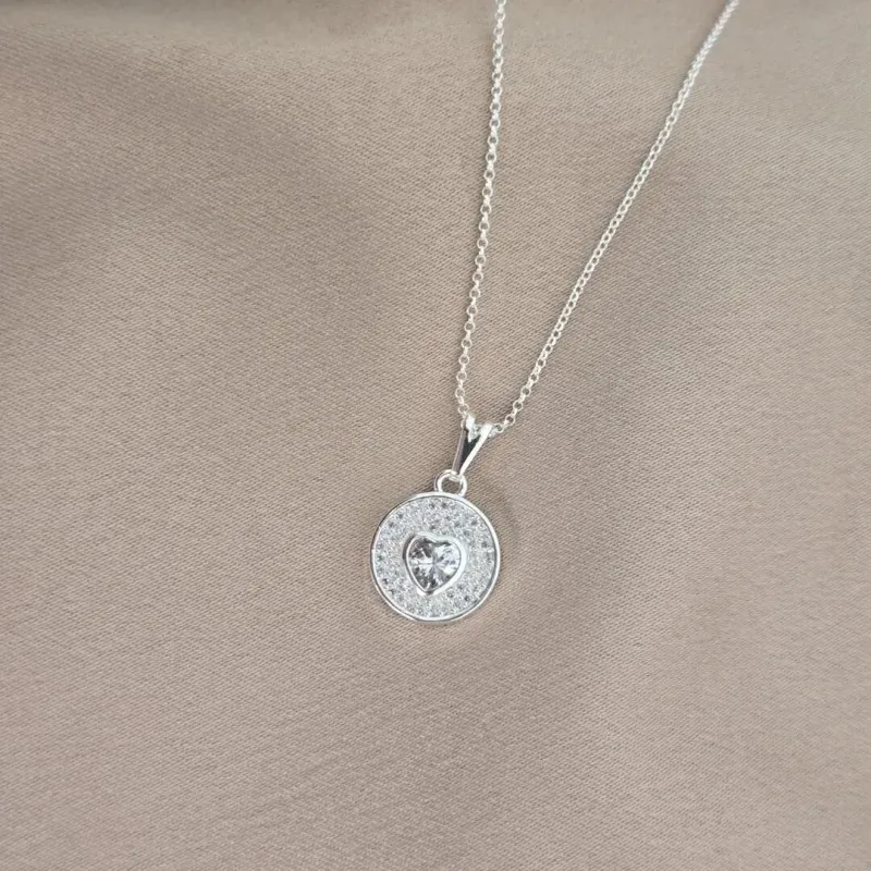 Colar Detalhe De Coração Zircônia