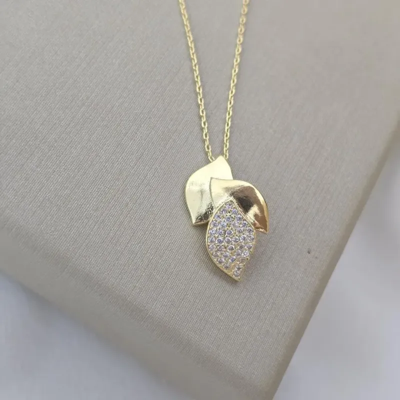 Colar Delicado Zircônia