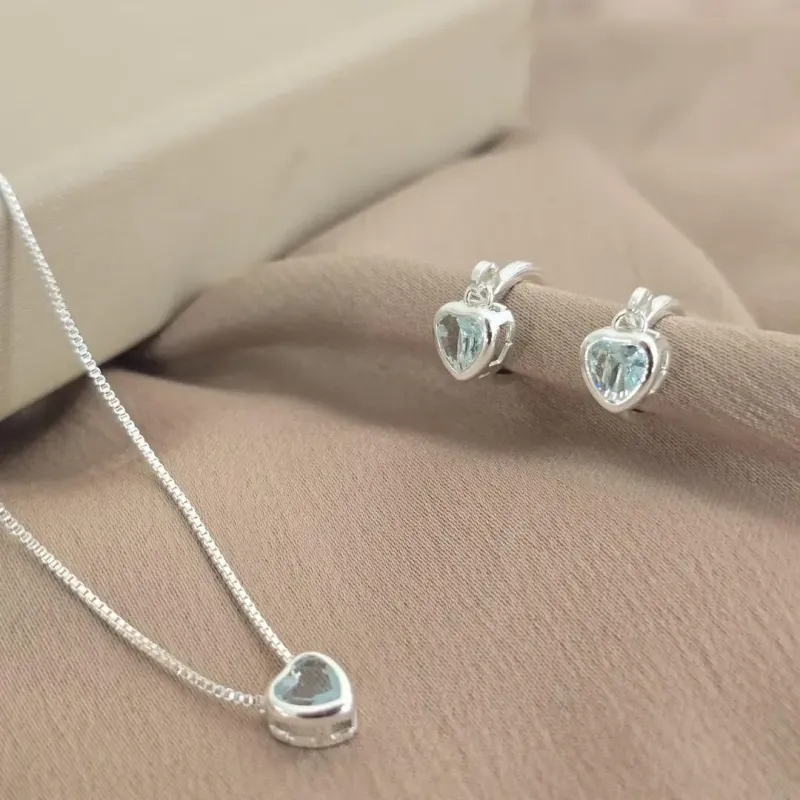 Conjunto Delicado Argola De Coração