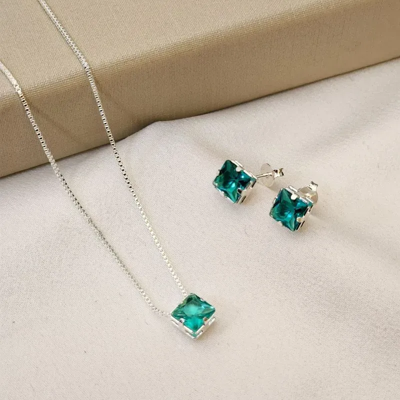 Conjunto Delicado Quadrado Zircônia