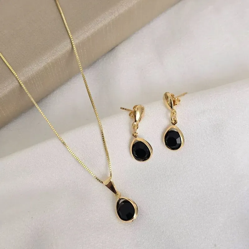Conjunto Delicado com Zirconia Colorida