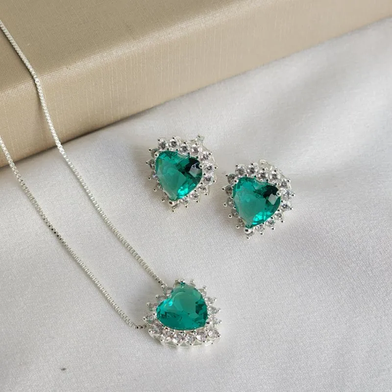 Conjunto Delicado Coração Zircônia