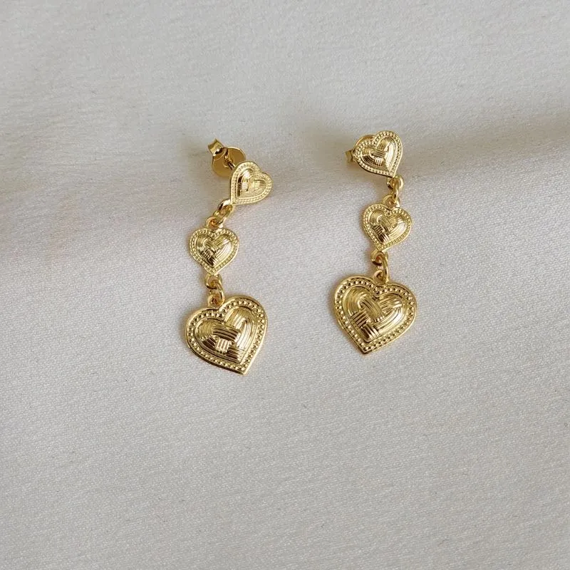 Brinco Liso Coração