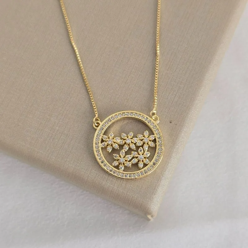 Colar Delicado Flores Zircônia