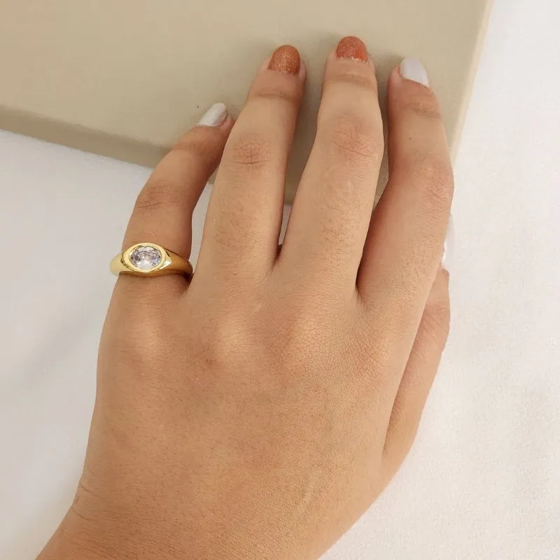 Anel Dedinho Zircônia Oval