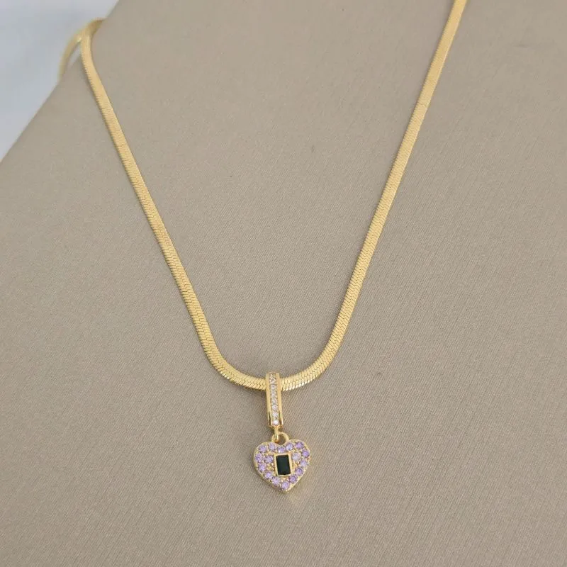 Colar Choker Fita Pingente Coração Zircônia