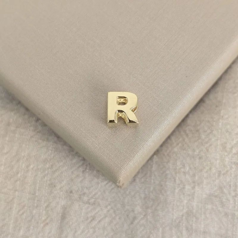 Pingente Letra R banhado ouro 18k