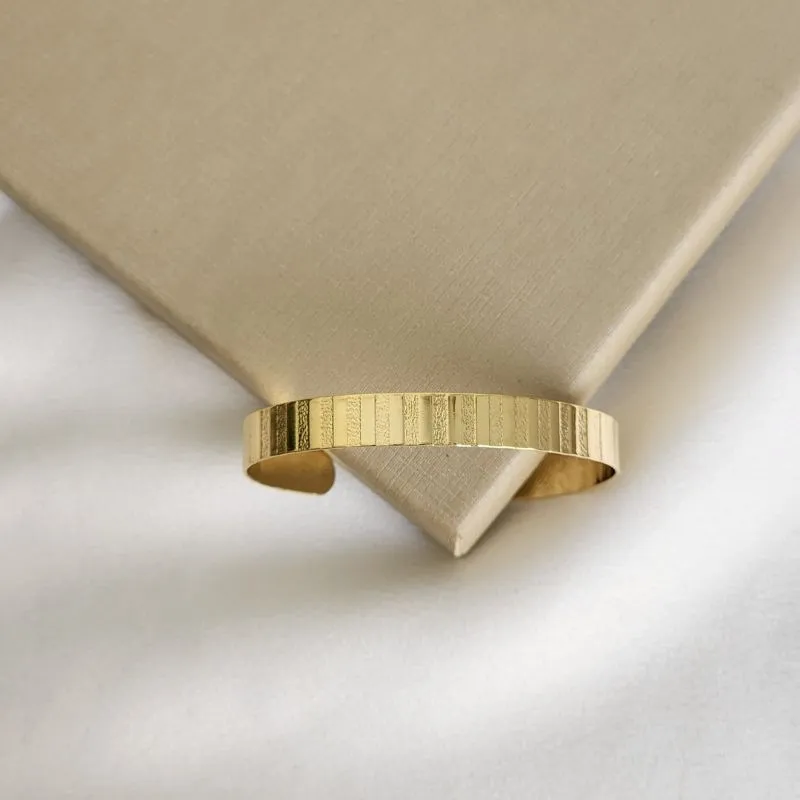 Pulseira Bracelete Maxi Lisa