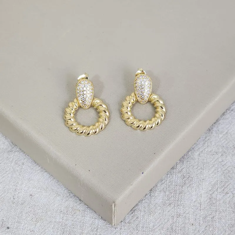 Brinco Vazado Liso e Zircônia