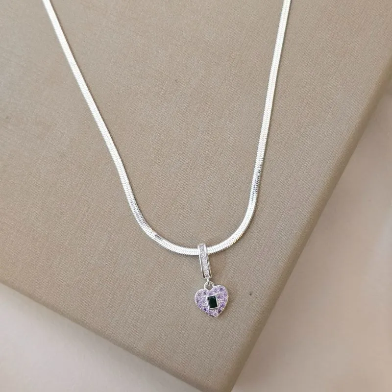 Colar Choker Fita Pingente Coração Zircônia