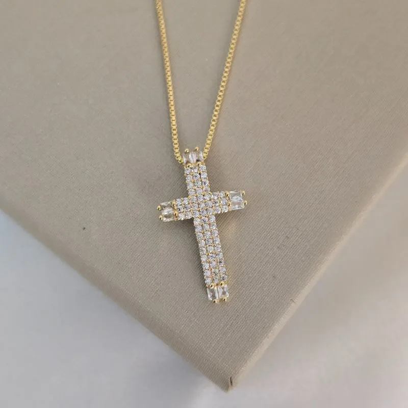 Colar Cruz Zircônia