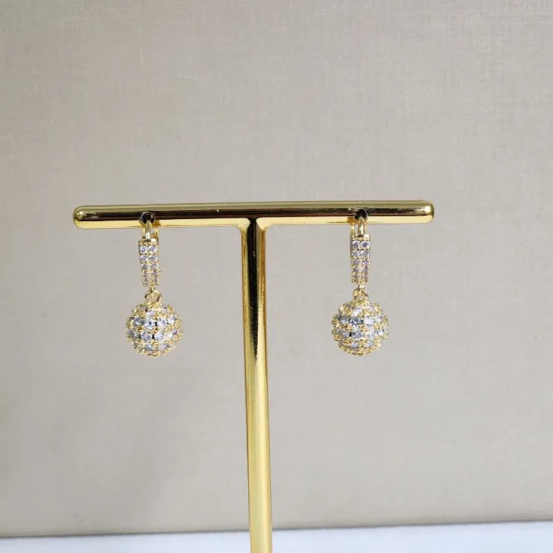 Argola Delicada Pingente de Zircônia