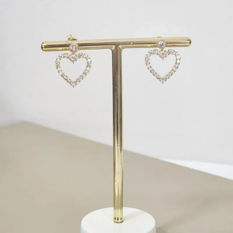 Brinco Coração Delicado Zircônia