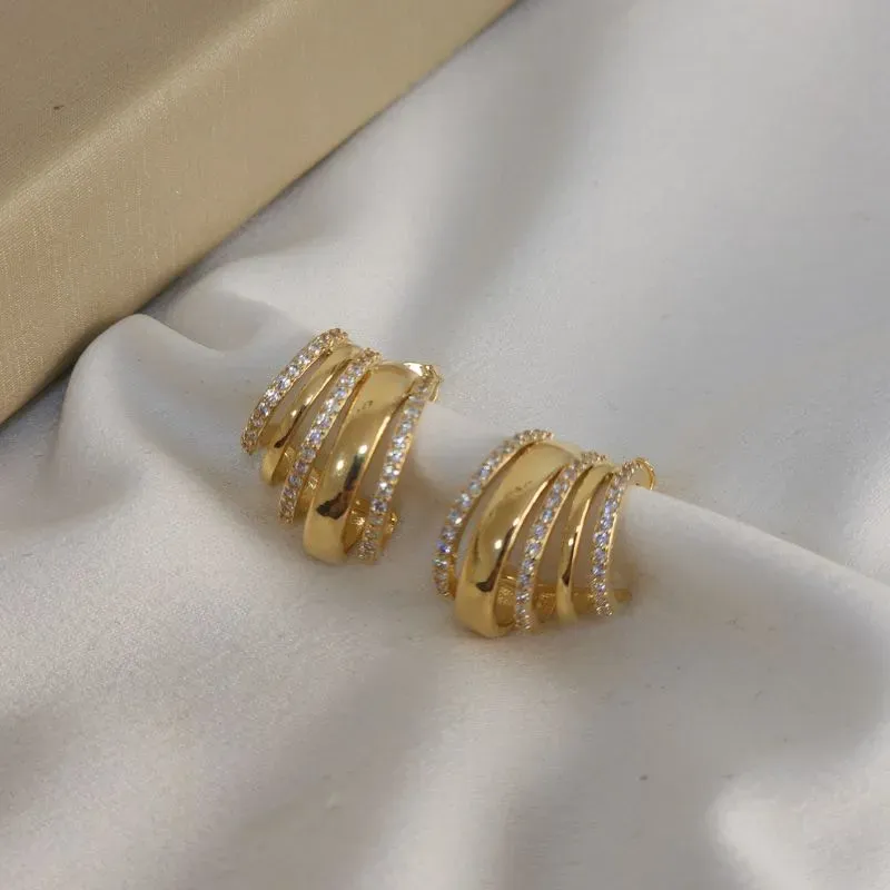 Brinco Fios Zircônia Cravejada