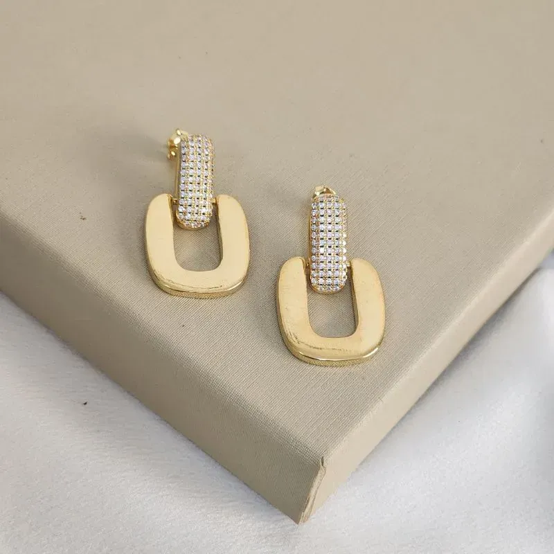 Brinco Vazado Zircônia