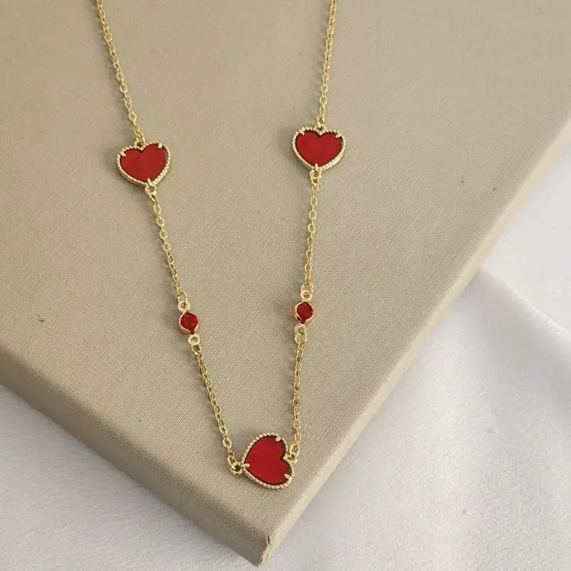 Colar Coração Madreperola