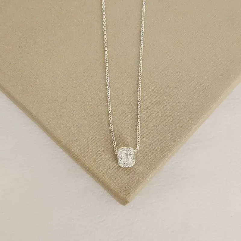 Colar Delicado Zircônia