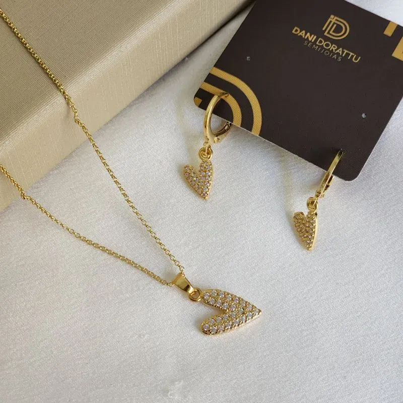 Conjunto Delicado Coração Zircônia