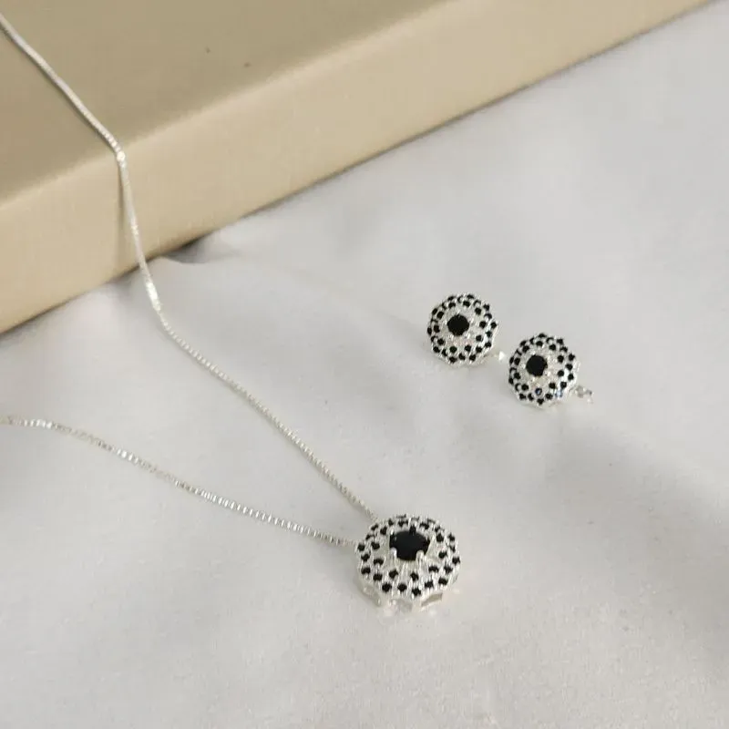 Conjunto Delicado Geométrico