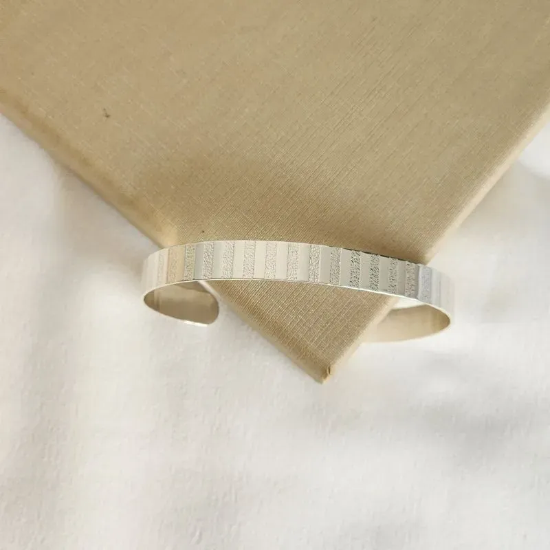 Pulseira Bracelete Maxi Lisa