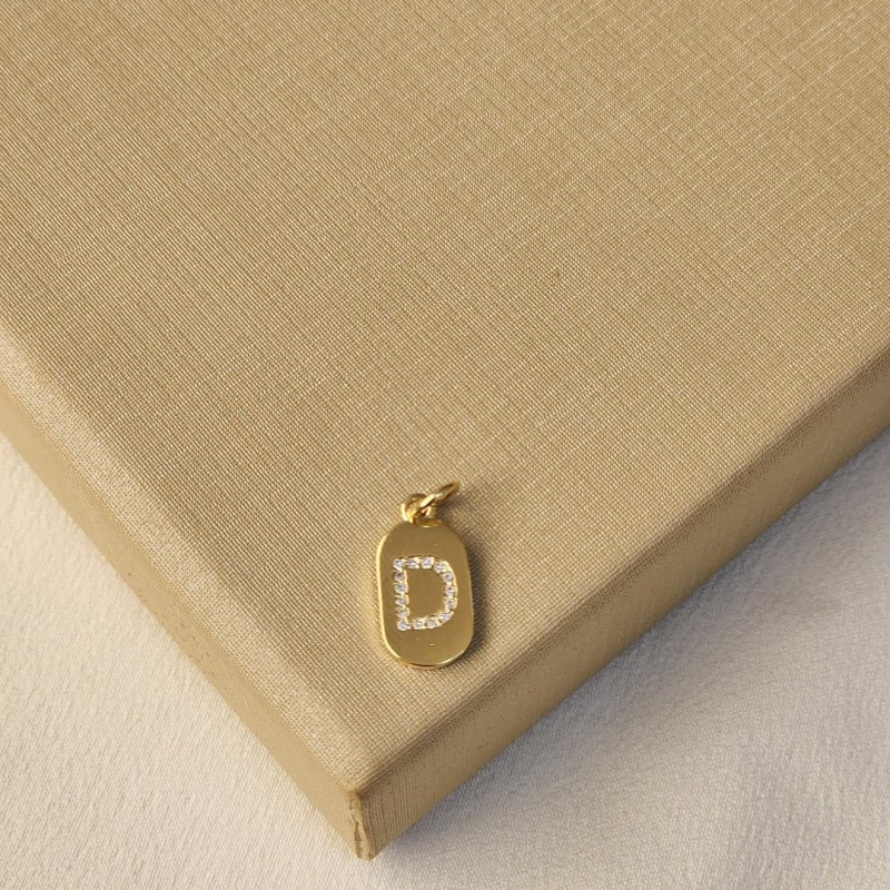 Pingente Plaquinha Letra D