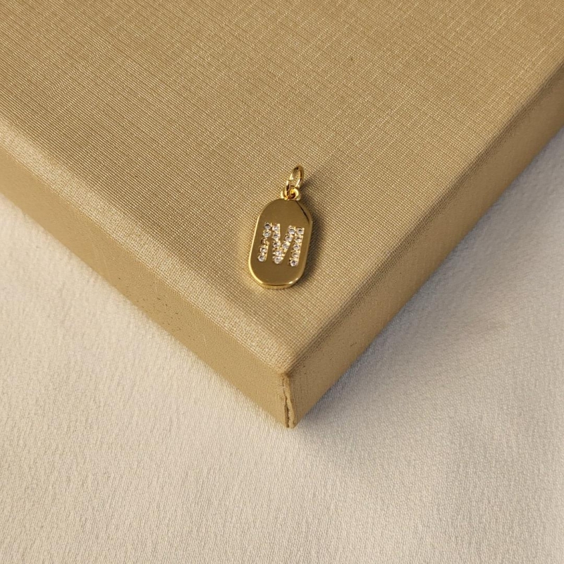 Pingente Plaquinha Letra M