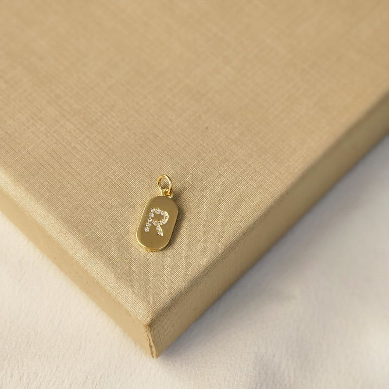 Pingente Plaquinha Letra R