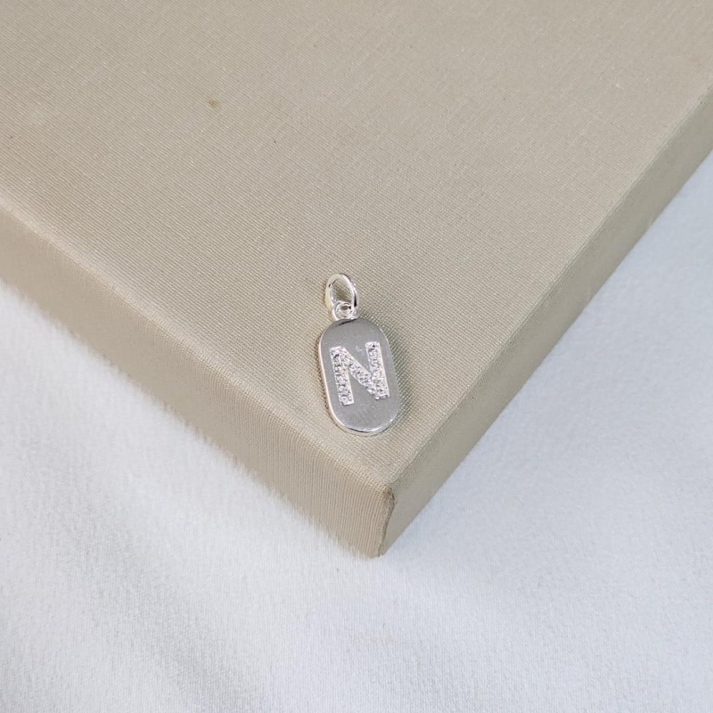 Pingente Plaquinha Letra N