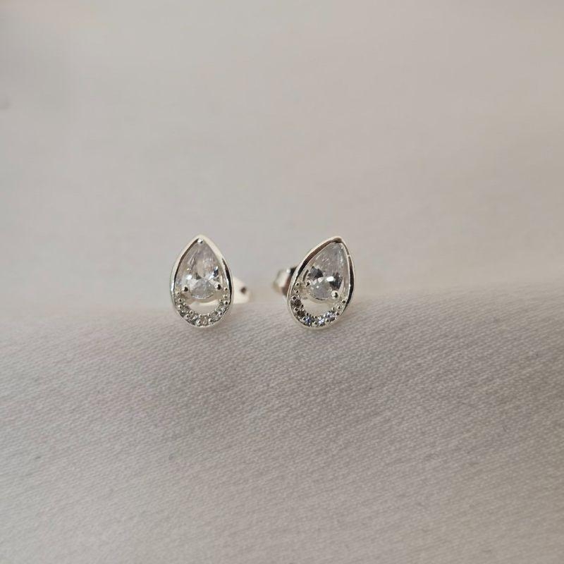 Brinco Delicado Gota Zircônia