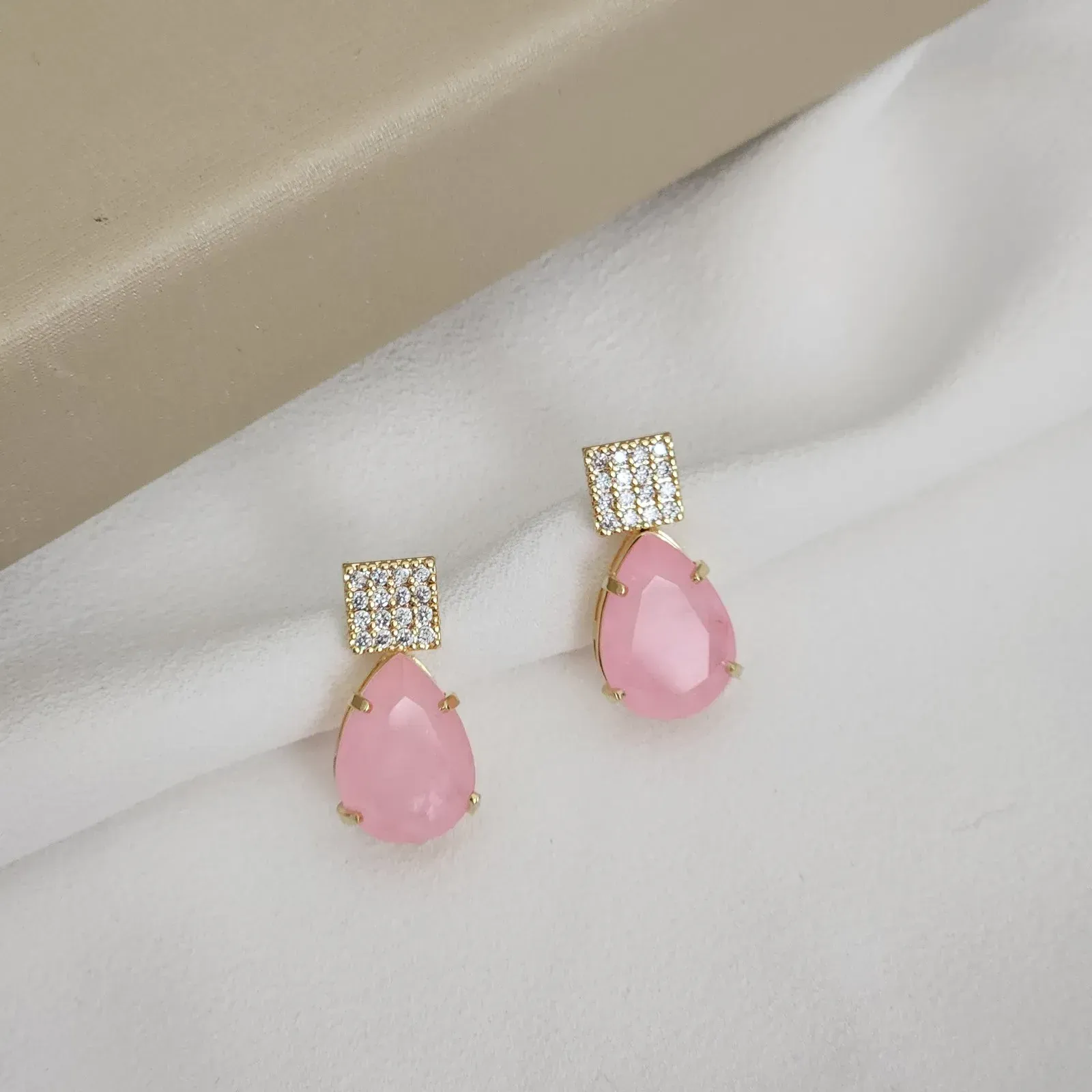 BRINCO PEDRA COM ZIRCONIA