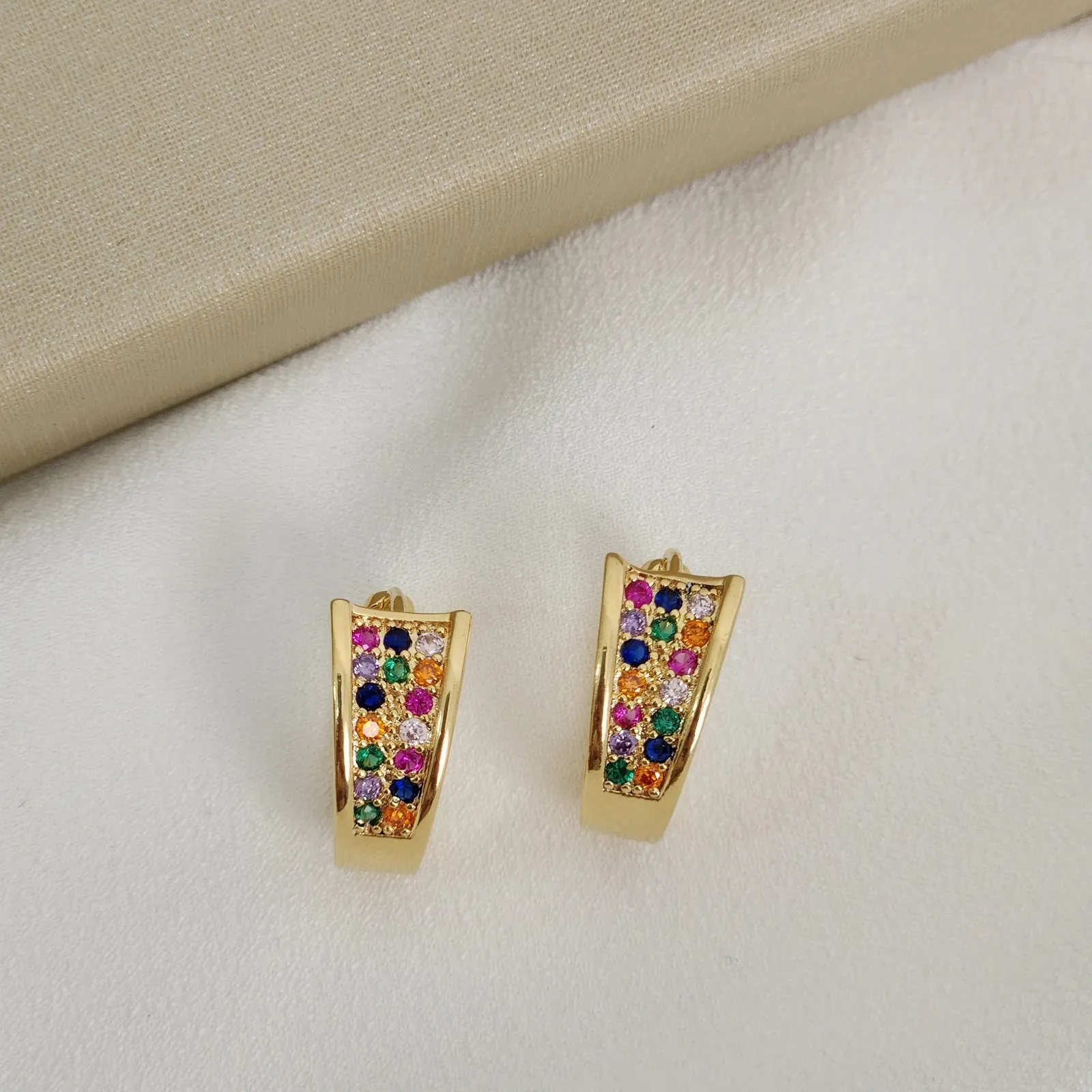 BRINCO ZIRCONIA COLORIDA