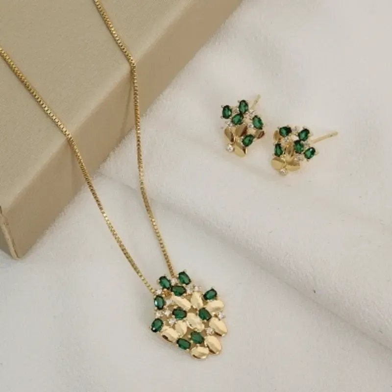 CONJUNTO COM ZIRCONIA
