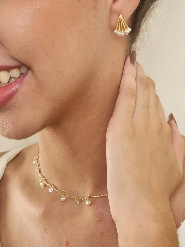Colar Delicado Choker Pérola com Zircônia banhado Ouro 18k