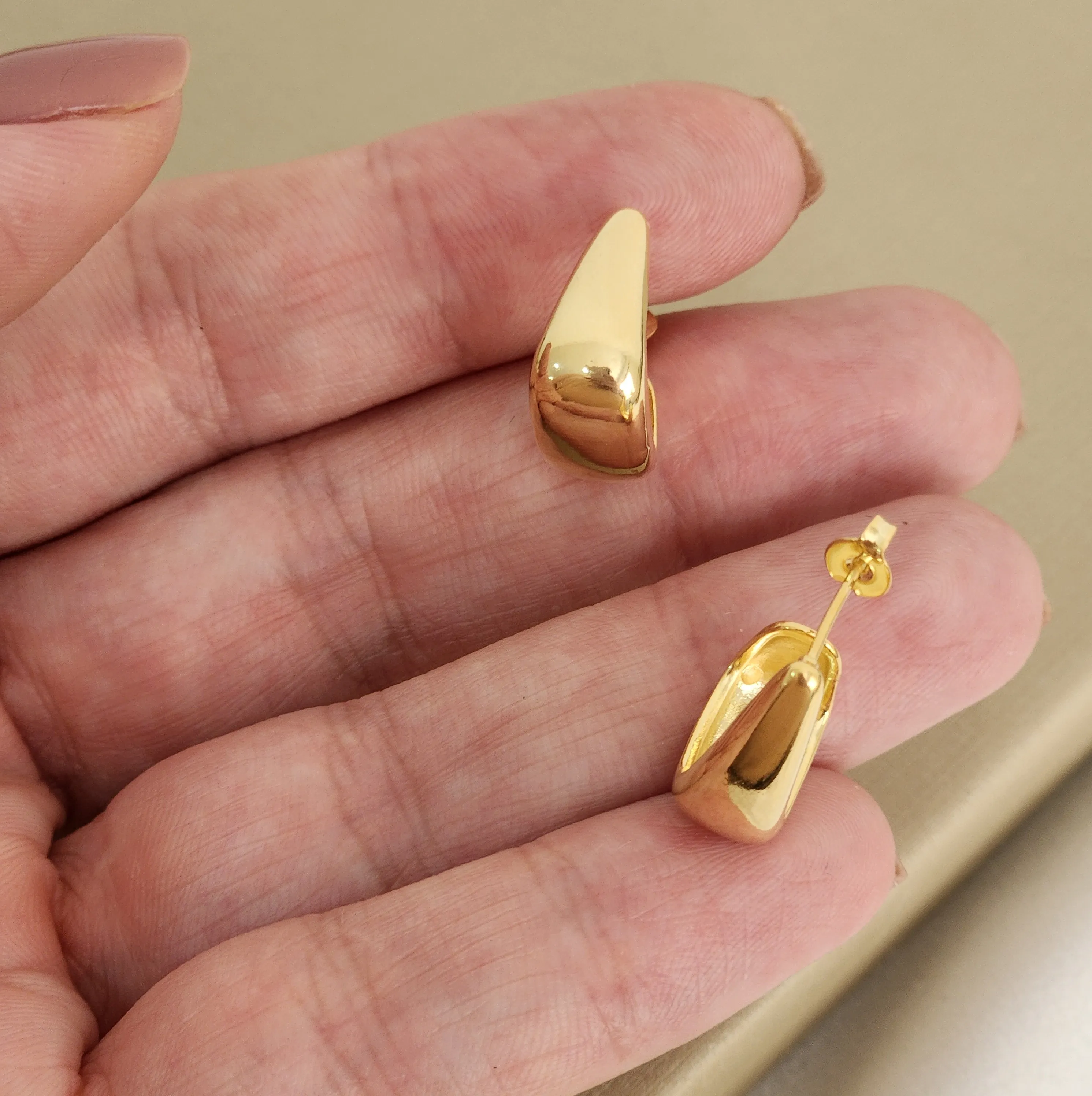 Brinco Argola Geométrica banhado Ouro 18k